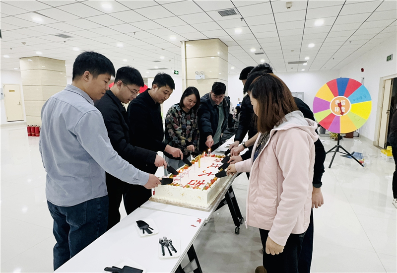 溫暖冬日 煥新出發(fā)|華礦集團(tuán)12月員工日紀(jì)念暨喬遷之喜慶?；顒?dòng)圓滿舉行